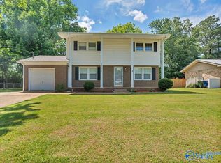 11414 Hillwood Dr SE, Huntsville, AL 35803