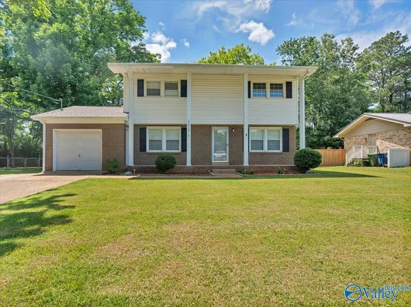 11414 Hillwood Dr SE, Huntsville, AL 35803