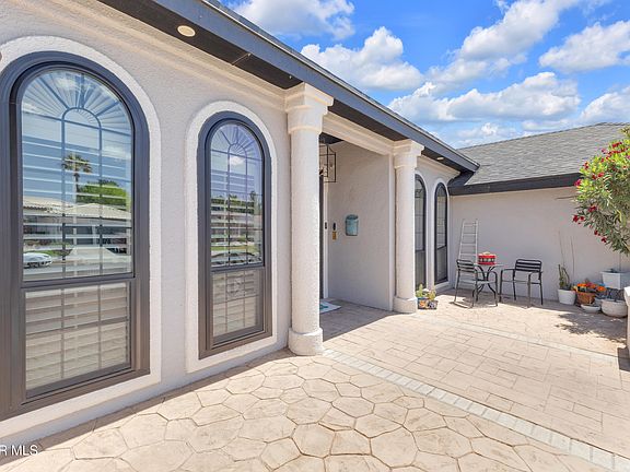 4th image of 2085 Paseo Del Prado Dr