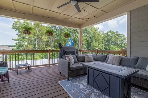 503 Cunningham Ct — Photo 10