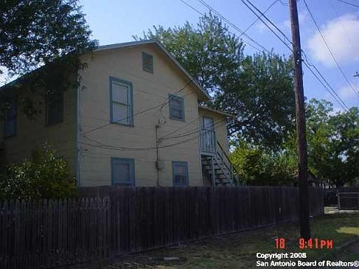 5th image of 600 CARSON ST
