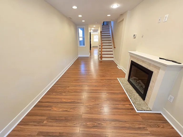 608 S Washington St — Photo 5