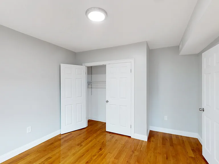 22 Glendale Ave #1 — Photo 2