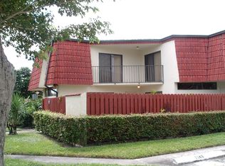 3662 Victoria Dr, West Palm Beach, FL 33406