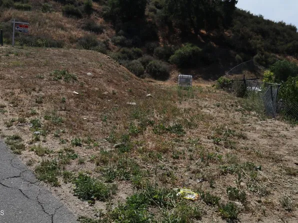 31115 Pinedale Pl, Val Verde, CA 91384