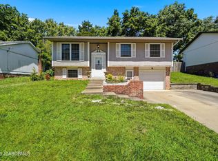 1620 Westview Dr, Jefferson City, MO 65109