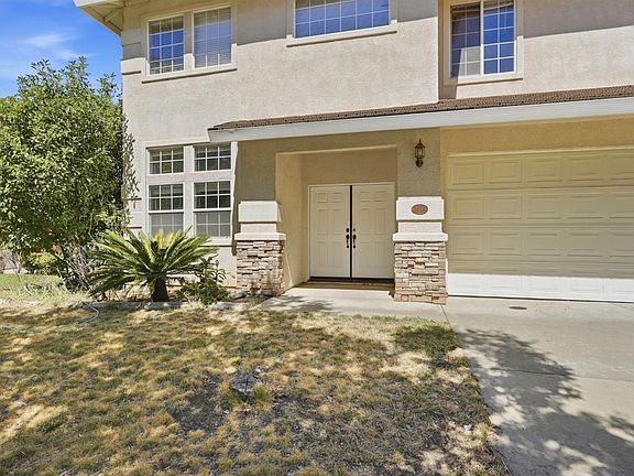 4th image of 2579 Aurora Dr