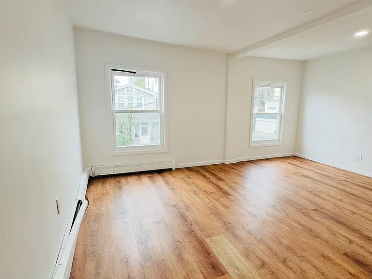 23 Valley Pl #2 — Photo 2