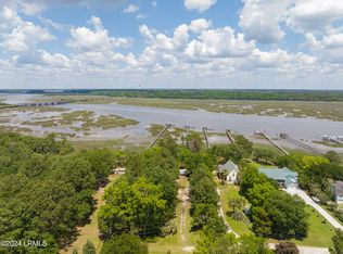 25 Jeannine Ct, Seabrook, SC 29940