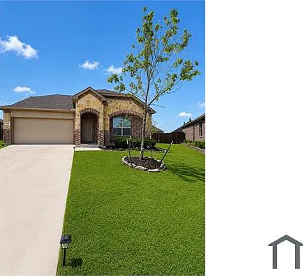 4 bed, 2381 sqft, $2,650 — Photo 2