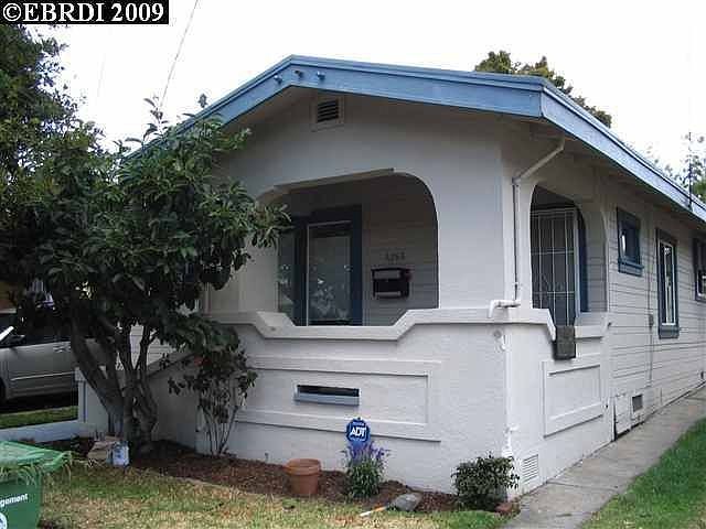 1st image of 4268 Suter St