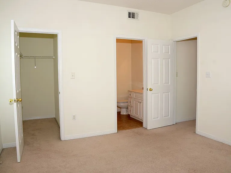 1501 Partin Dr #226 — Photo 17