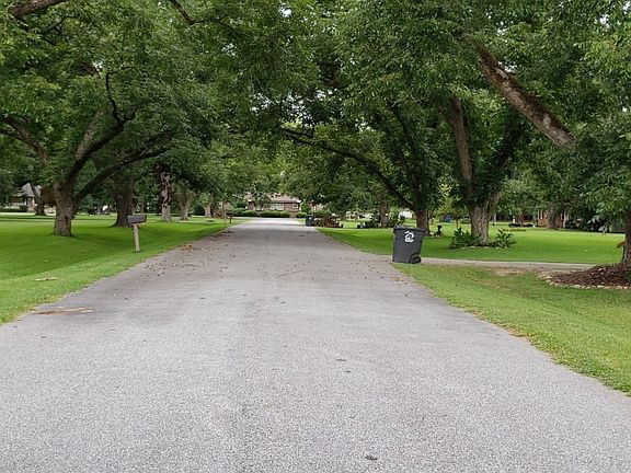 5th image of 3674 Kerry Dr
