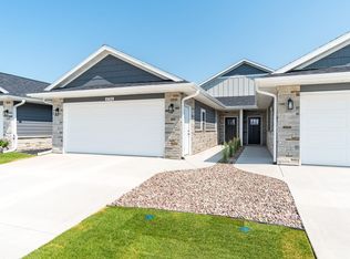 1711 Red Clover St, Holmen, WI 54636