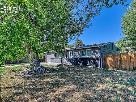 2nd image of 1810 Bonita Dr