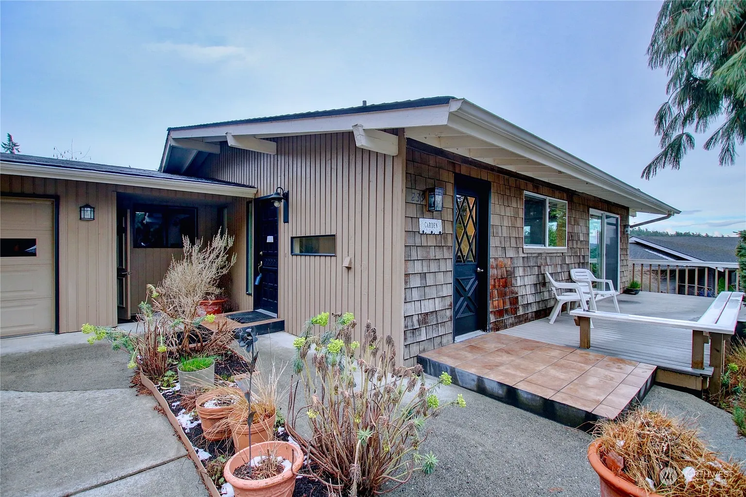 239 Elwha Drive photo 1