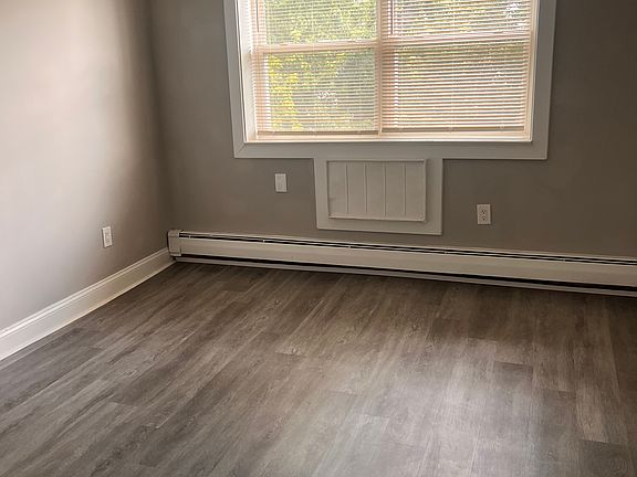 5th image of 430 Park Ave Floor 2