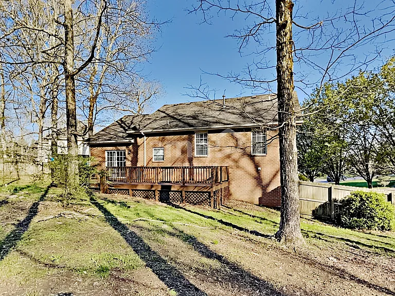 109 Crestside Ct — Photo 19