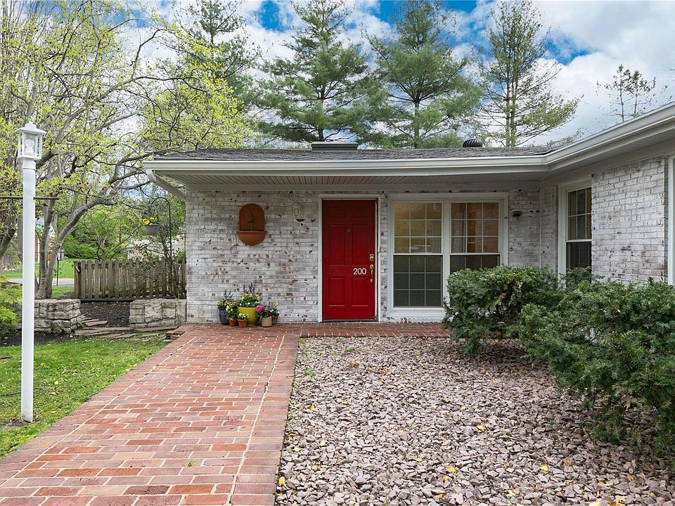 1st image of 200 Wenneker Dr