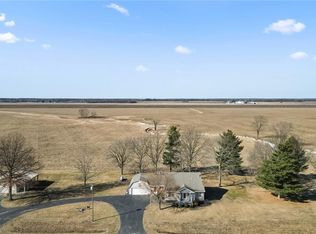 17251 State Route 127, Butler, IL 62015