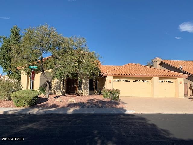 1st image of 1056 W Iris Dr