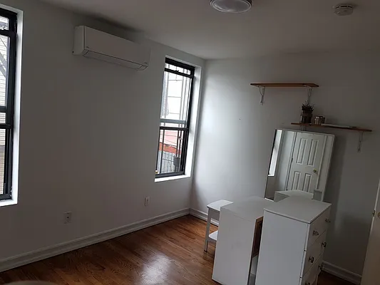 Rented by Pomona Malone Inc | media 5