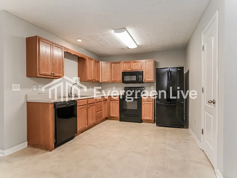 1705 Formosa Ln — Photo 5