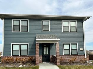 20602 Spence Dr Unit 101, Elkhorn, NE 68022