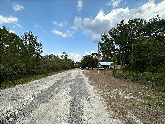 4th image of 3334 Aurelia Ave