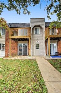 5766 Westphalia Ln APT B, Saint Louis, MO, 63129