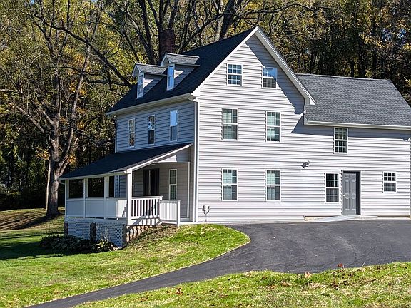 2nd image of 1222 Stafford Rd