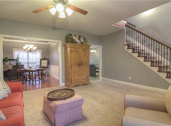 2nd image of 4727 Scottish Dr