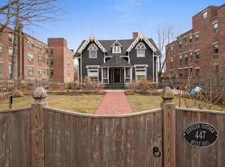 447 Washington St #1, Brookline, MA 02446