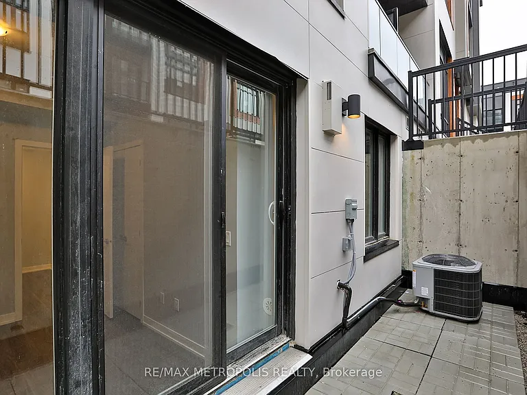2 Steckley House Ln #906 — Photo 23