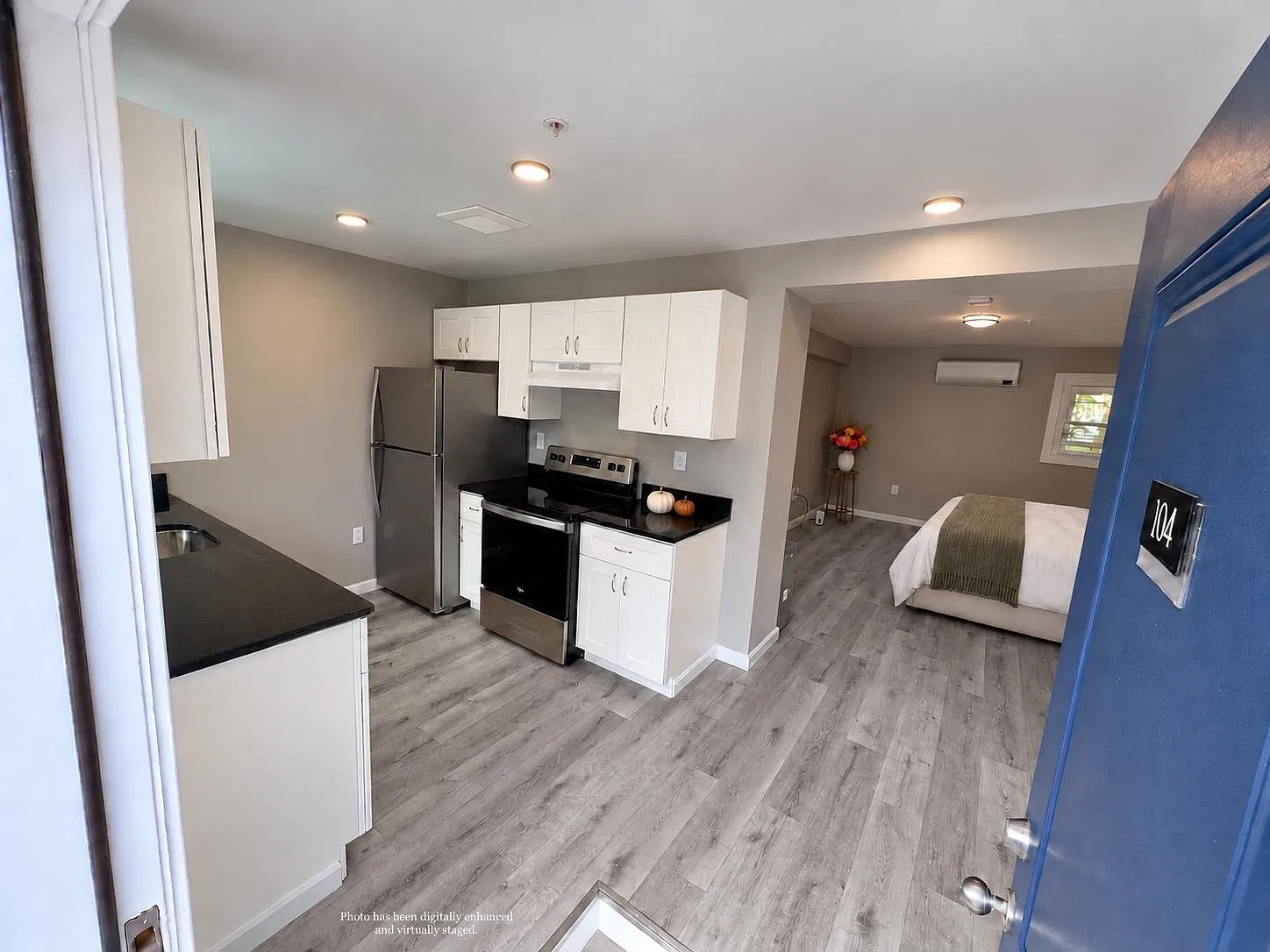 Studio, 1.0 bath, 380 sqft, $1,799 — Photo 3