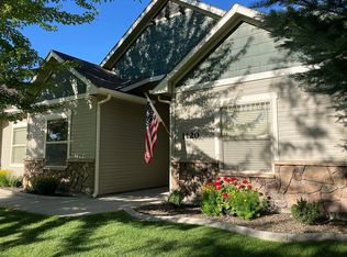 1120 S Whitewater Dr, Nampa, ID 83686