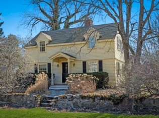 17 Littles Point Rd, Swampscott, MA 01907