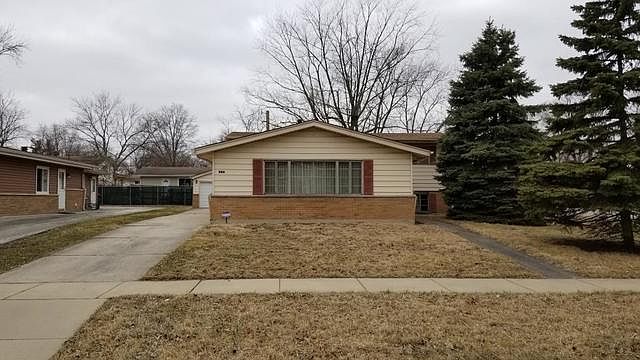 1st image of 326 N Orchard Dr
