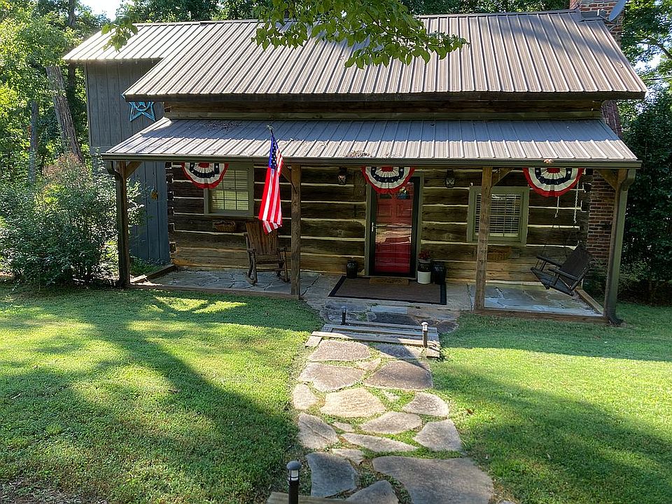 Main house front entrance.