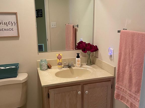 Downstairs half bath