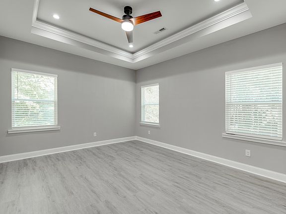 3rd image of 6938 Barter Dr