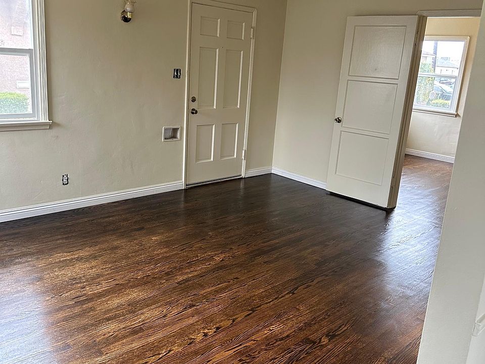 1st image of 4209 W 133rd St #C