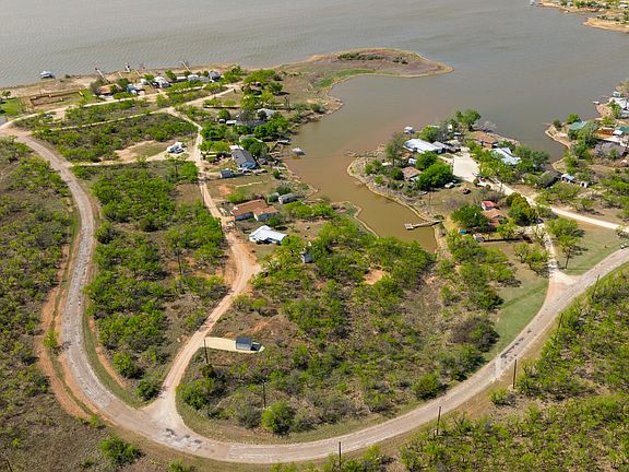 3rd image of 286 Blackfoot Rd