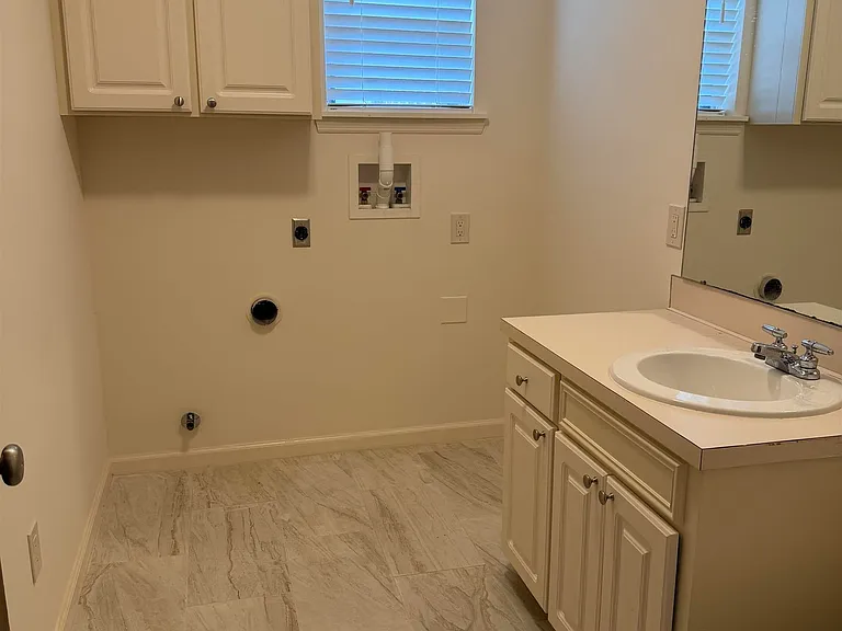 11417 Ethan Allen Dr — Photo 7