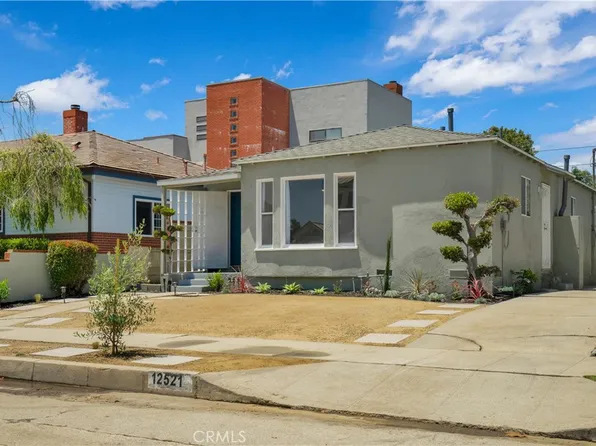 12521 Walsh Ave, Los Angeles, CA 90066