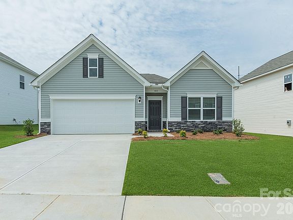 2nd image of 443 Blue Mountain Rd