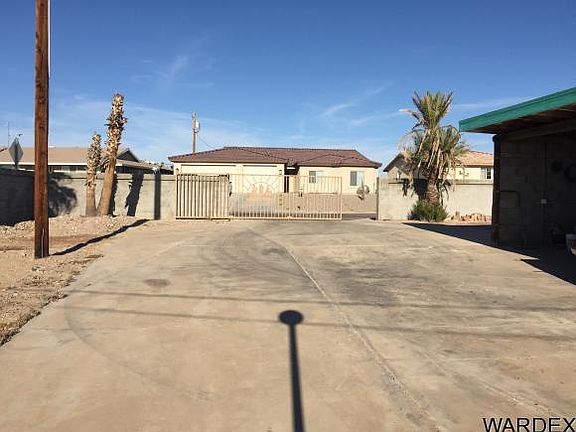 3rd image of 2405 Pima Dr S