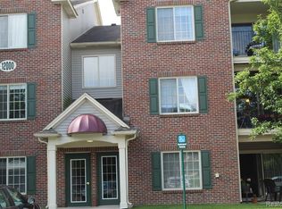 12304 Pinehurst Ln, Grand Blanc, MI