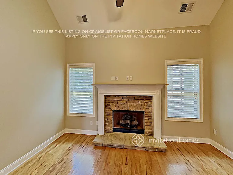 658 Royal Crest Ct — Photo 5