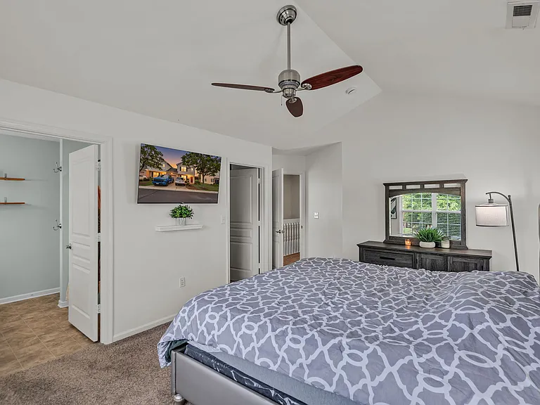 1116 Westbriar Dr — Photo 24